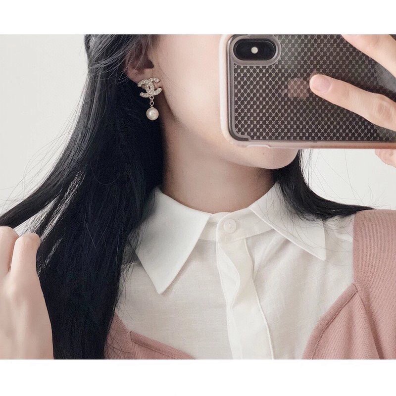 Ch**el earrings